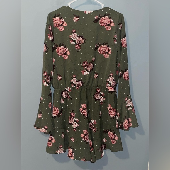 Romper - Picture 6 of 6